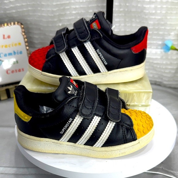 (E4)Adidas Lego Superstar Toddler SneakersLimited Edition Yellow and Red, Sz 7K - Picture 1 of 12
